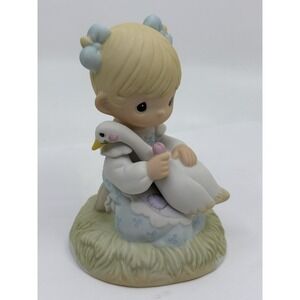 Precious Moments Figure "God is Love" E5213R  1999 Limited Edition